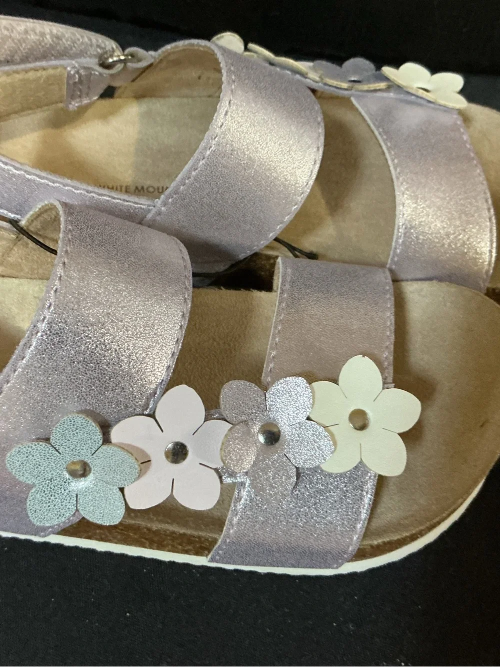 Sandals White Mountain Girls Lavender Metallic Flower Strap Sandals sz 12 flower